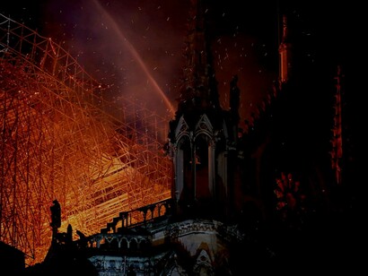 Notre Dame en llamas