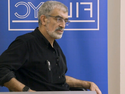 El autor Naief Yehya en la Feria Internacional del Libro de la Ciudad de Nueva York, Estados Unidos de 2023