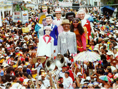 Carnaval de Pernambuco - Encontro de bonecos gigantes - Foto: Passarinho. Prefeitura de Olinda