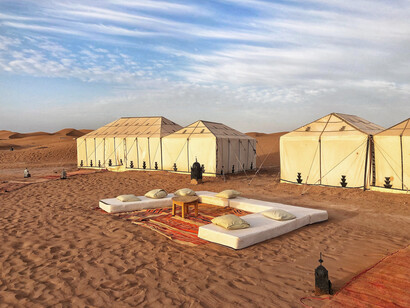 Campamento de lujo en el Desierto del Sahara