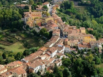 Fauglia, come i paesi delle colline limitrofe segue il destino di Pisa nel difficile rapporto con Firenze