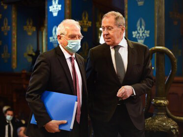 Los Embajadores representan a su jefe de Estado, Gobierno y país