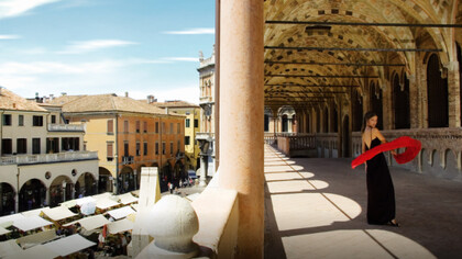 Padua, Italia. Logia del Edificio de la Razón