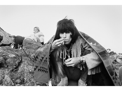 Keith toking, California, 1969, courtesy of Proud Galleries
© Michael Cooper