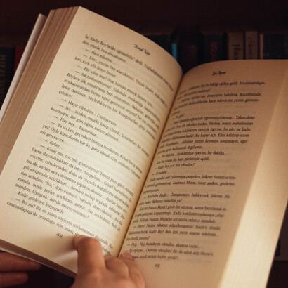 Livro e as impressões nas páginas