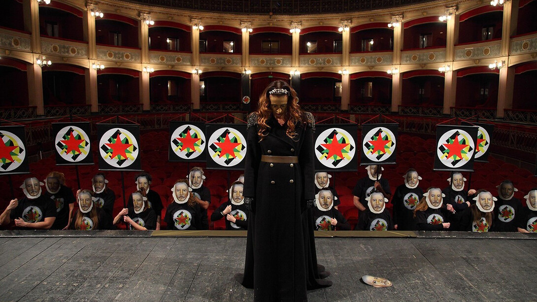The Circle Performance 2014, Palermo Teatro Politeama, Courtesy Francesco Pantaleone