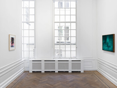 Various artist, Swimming, exhibition view. Courtesy of GRIMM