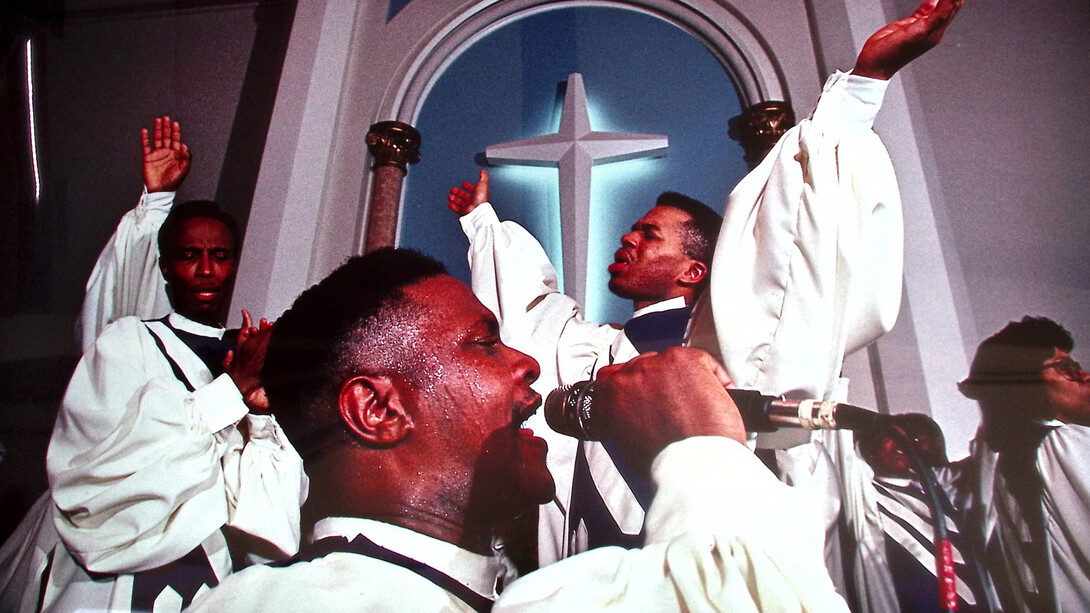 Arlene Gottfried, Eternal light choir performing, 1980. Cibachrome print. Courtesy of the New York Historical
