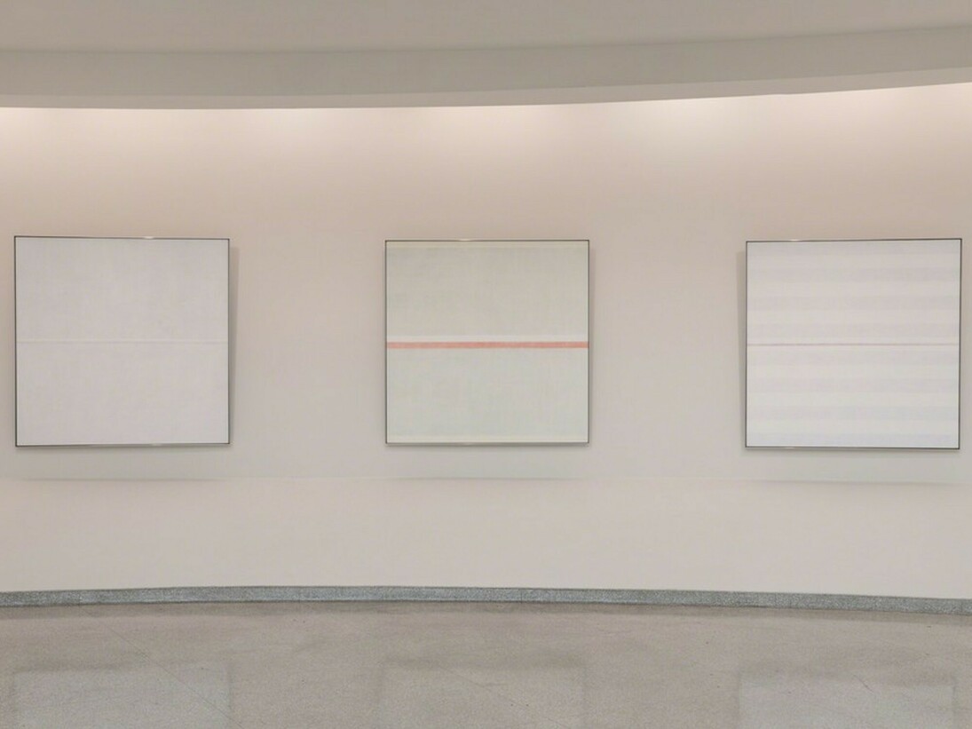 Agnes Martin, Exhibition view. Courtesy of Guggenheim Museum