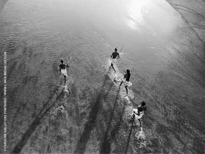 Uomini Masai, Riserva Nazionale Samburu, Kenia. Fotografia © Caroline Halley des Fontaines / [www.carolinehalley.com](http://www.carolinehalley.com)