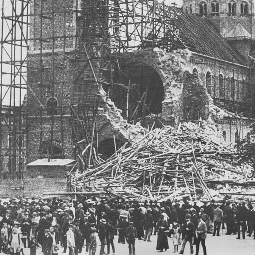 Turmeinsturz der Garnisonkirche