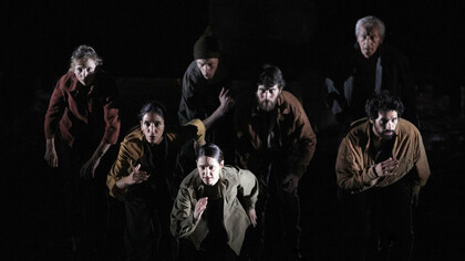 Sous d'Autres Cieux, © Christophe Raynaud De Lage / Festival d'Avignon