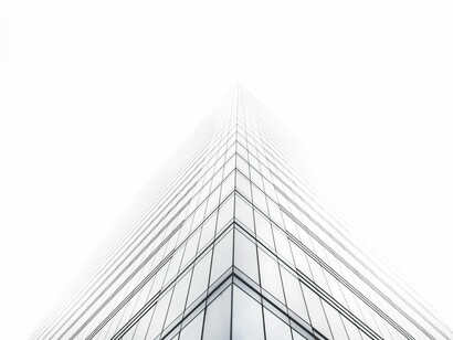 «De la pura razón no ha surgido nunca filosofía alguna» (Hölderlin)