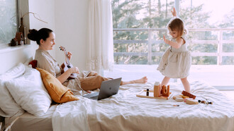 La vita come madre e musicista può essere complessa da gestire