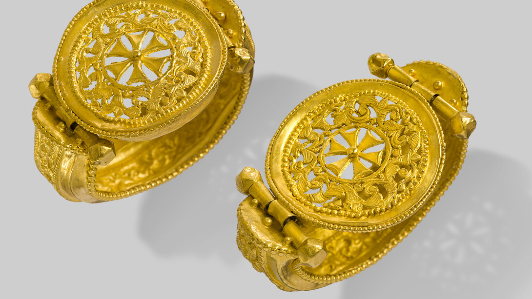 Bracelets, 6th century. Byzantine. Benaki Museum, Athens.