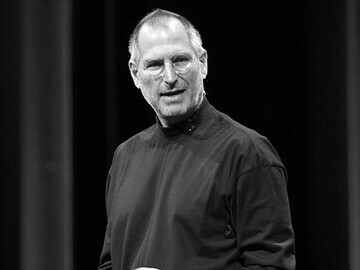 Steve Jobs speaks at his keynote at Apple's Worldwide Developer's Conference 2007