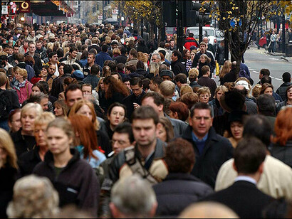 Durante 2016 se registró prácticamente el mismo número de defunciones que de nacimientos en la UE 