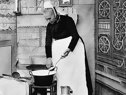 Les crêpes. Elles étaient servies en accompagnement de la soupe ou de plats familiaux auparavant