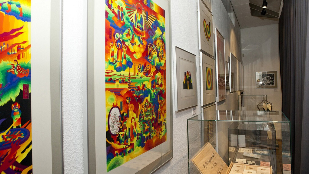George Maciunas' Fluxus room, exhibition view. Courtesy of M. K. Čiurlionis National Museum of Art 