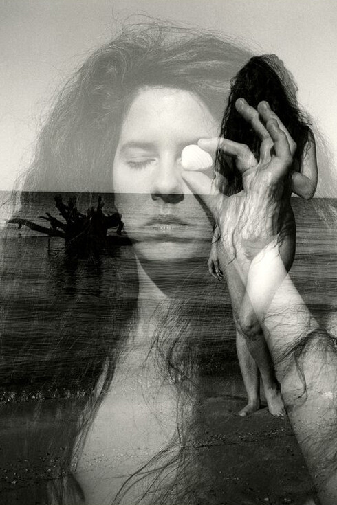 Brittany Markert, The oracle (detail), 2024. Courtesy of Ogden Museum of Southern Art