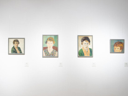Adela Petrescu, The geometry of a pictorial dream, exhibition view. Courtesy of Ivan Gallery 