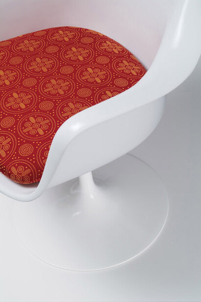 Icon Fabric on Saarrinen - designed by Dorothy Cosonas