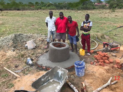 Con el asesoramiento de dos ingenieros técnicos agrícolas, en ‘Agropecuaria San Francisco’ han empezado a trabajar en la adecuación de terrenos, la canalización de sistemas de riego, construcciones y equipamientos agroganaderos