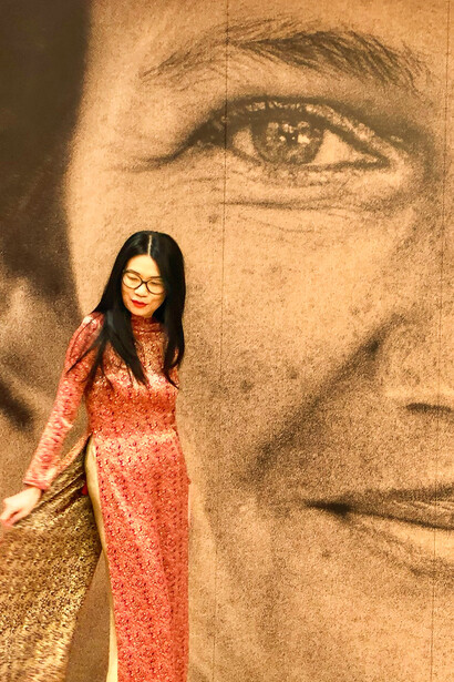 Délit de facies. J’ouvris la bouche pour m’exprimer, non par des chinchanchon comme ils l’attendaient, mais pour employer un français parfait