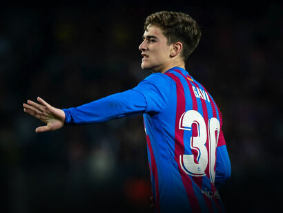 Pablo Martín Páez Gavira, conocido como Gavi, es centrocampista del FC Barcelona