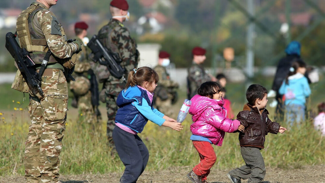 La presenza dei militari nei campi d'accoglienza