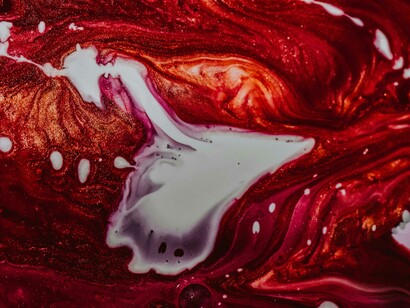 Sfumature di rosso, pittura. Il rosso come simbolo di lotta e passione: interpretazioni dell'opere della Mutualità