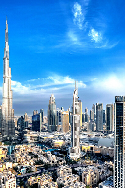 A breathtaking view of Dubai’s skyline featuring the iconic Burj Khalifa in the United Arab Emirate