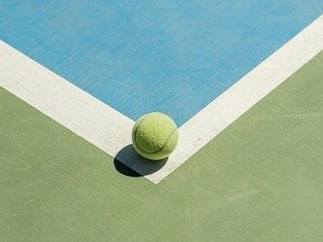 Zendaya interpreta Tashi, una talentuosa giocatrice di tennis trasformata in allenatrice. Questo film rappresenta un'altra tappa significativa nella carriera di Zendaya, che continua a diversificare i suoi ruoli dopo il successo di serie come Euphoria e film come Dune