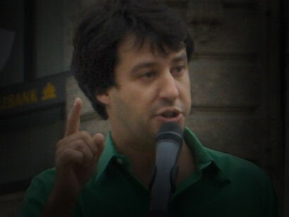 Matteo Salvini parla durante la manifestazione dei Giovani Padani a Milano, Italia, 2008