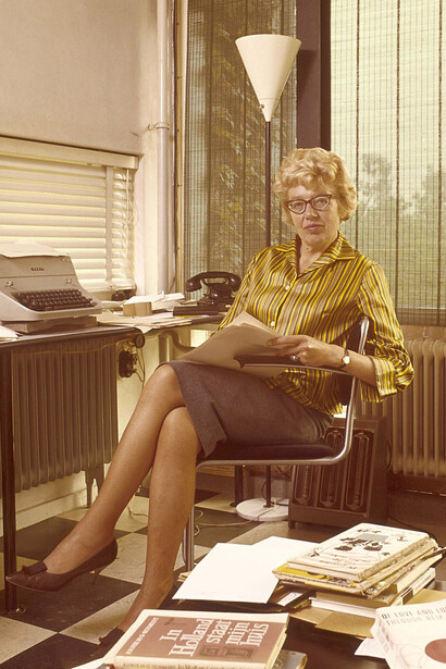 Paul Huf, Schrijfster Annie M.G. Schmidt in werkkamer, 1963. Courtesy of Foam