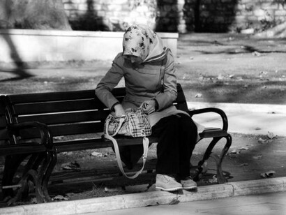 Nella borsa di una donna
