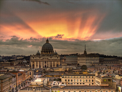 Tramonto a Vaticano, Giorgio Galeotti