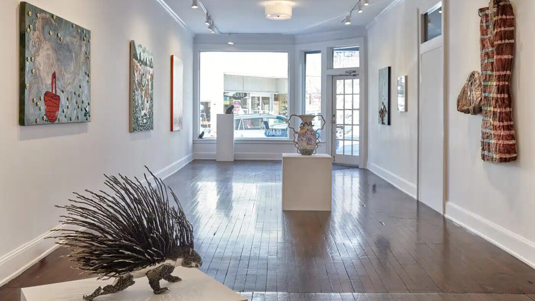 Various artists, Fauna, flora and fur, exhibition view. Courtesy of Geary Gallery
