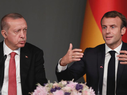 El presidente francés indignó a la comunidad musulmana al exponer un plan para combatir el separatismo, pero con especial atención al islam