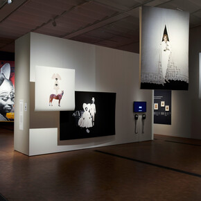 Various artists, A kind of paradise – Colonial-era photography in contemporary art, exhibition view. Courtesy of Museum Rietberg