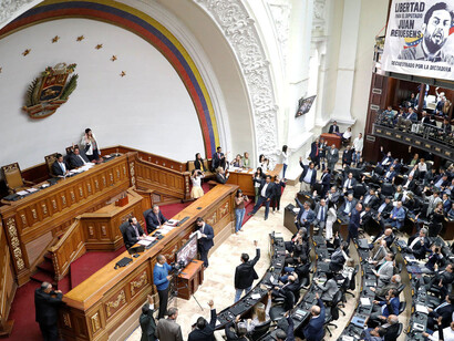 El Parlamento de Venezuela discute la ruta electoral