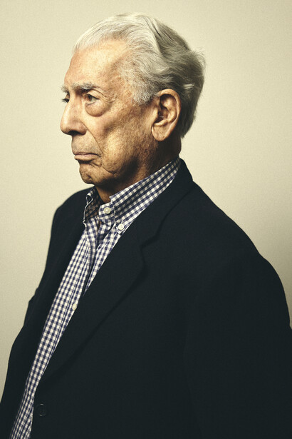 Desde joven, Vargas Llosa se destacó como un escritor brillante, alcanzando el reconocimiento internacional a una edad temprana