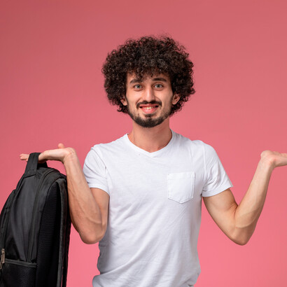 Por mais que isso seja verdade, o sentimento não é o mesmo — quem é que com 23 ou 24 anos quer voltar para casa dos pais depois de três ou quatro anos viver sozinho?