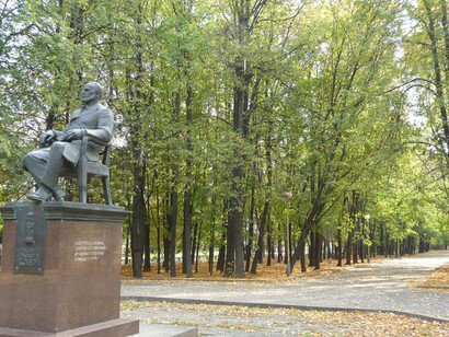 Mosca, Statua di Anatoly Fedorovich Koni sul Lomonosovskiy Prospekt, credits Simonetta Sandri