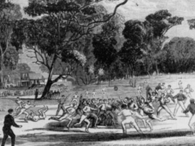 Le deuxième match de football américain entre l'Université Harvard et l'Université McGill, disputé le 15 mai 1874 à Cambridge (détaille)