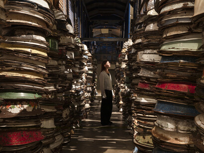 Ibrahim Mahama, Zilijifa,  ausstellungsansicht. Mit freundlicher genehmigung der Kunsthalle Wien