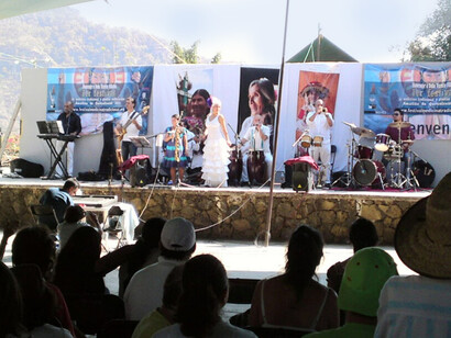 La transformación pasa por aceptar que todos sentimos rabia en algunos momentos de nuestras vidas o quizás en muchos instantes de cada día. Esa emoción no tiene por qué ser mala o negativa. Primer "Festival de Medicina Tradicional y Plantas Medicinales", 2011, Los reyes, Veracruz, Mexico