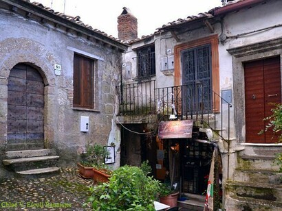 The only way to visit Calcata is by foot