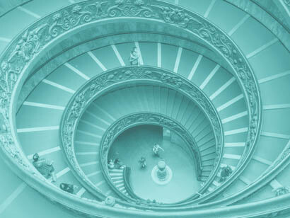 Alice è costretta ad andare sempre avanti