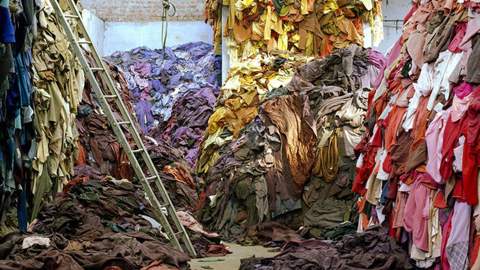 Fast Fashion - Slow Fashion. Courtesy of Museum Europäischer Kulturen
